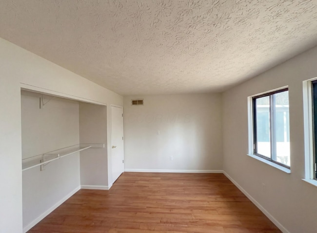 6628 Brock St in Dublin, OH - Building Photo - Building Photo