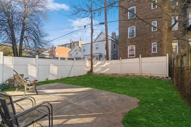 68 Linden Ave in Jersey City, NJ - Building Photo - Building Photo