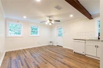 4932 Rock Haven Dr SW in Lilburn, GA - Building Photo - Building Photo