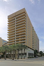 The Slade in West Palm Beach, FL - Foto de edificio - Building Photo