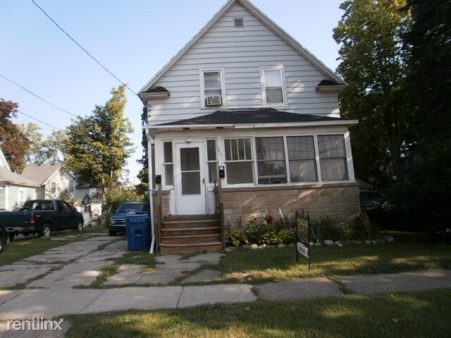 1211 Wells Pl in Kalamazoo, MI - Building Photo
