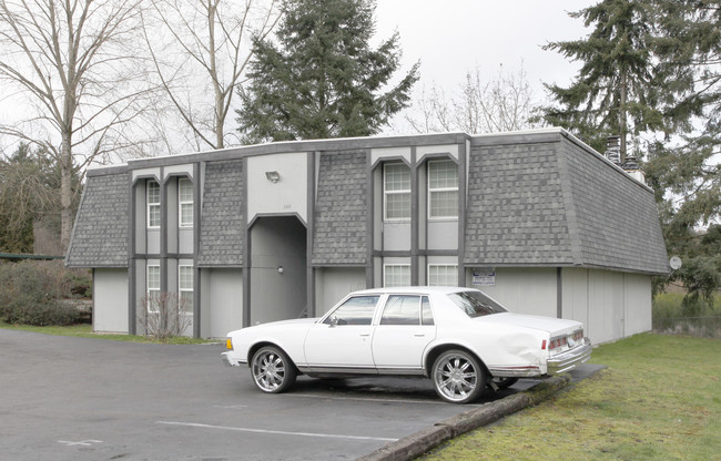 3915 S Mason Loop Rd in Tacoma, WA - Building Photo - Building Photo