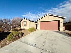 1216 Brentwood Way in Chino Valley, AZ - Building Photo