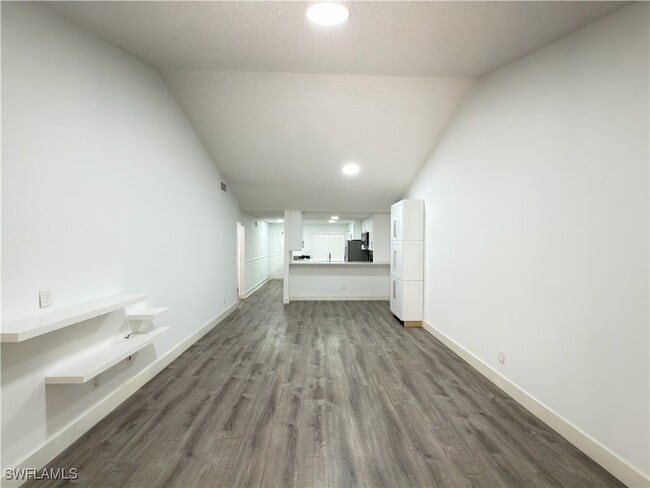 property at 3451 County Barn Rd