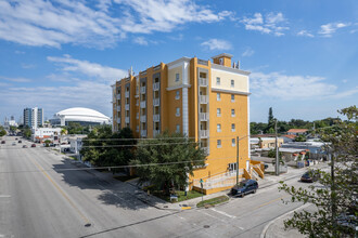 Oleander Park in Miami, FL - Building Photo - Building Photo