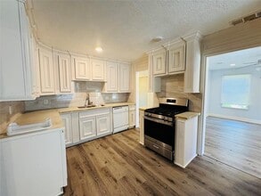 331 Terminal St in Houston, TX - Building Photo - Building Photo