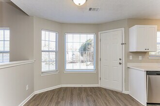 3300 Rockmill Dr in Ellenwood, GA - Building Photo - Building Photo