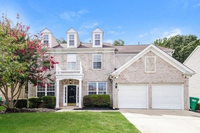 property at 4559 Fairport Ct
