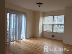 45 Jill Ct in Monmouth Junction, NJ - Building Photo - Building Photo