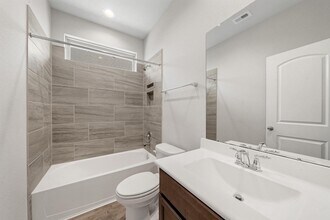 4911 Bella Danielle Ct in Park Row, TX - Building Photo - Building Photo