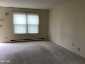 52 Sage Rd in Waterford, NY - Building Photo - Building Photo
