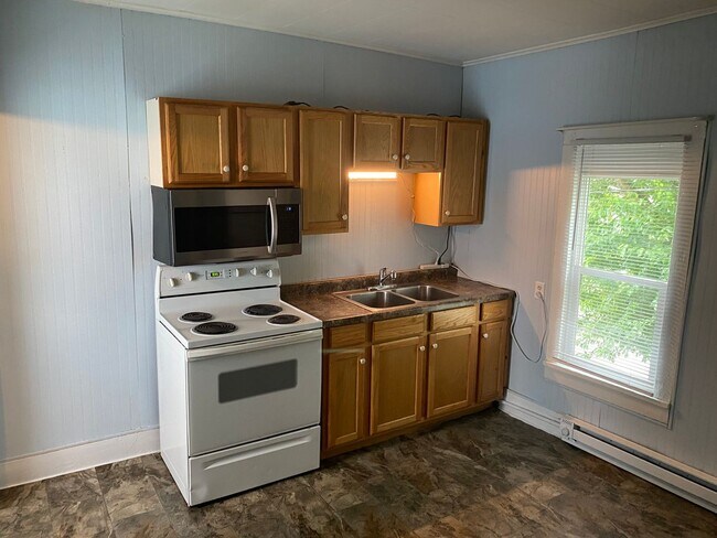 238 S Maple St-Unit -501 1/2 in Lancaster, OH - Building Photo - Building Photo