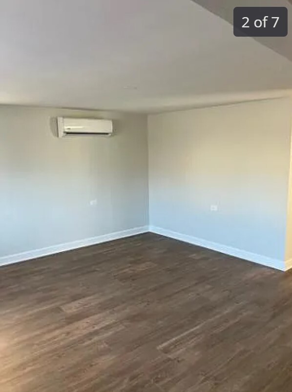 8241 W Lawrence Ave, Unit 3 in Norridge, IL - Building Photo - Building Photo