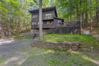 273 Grog Kill Rd in Willow, NY - Building Photo - Building Photo