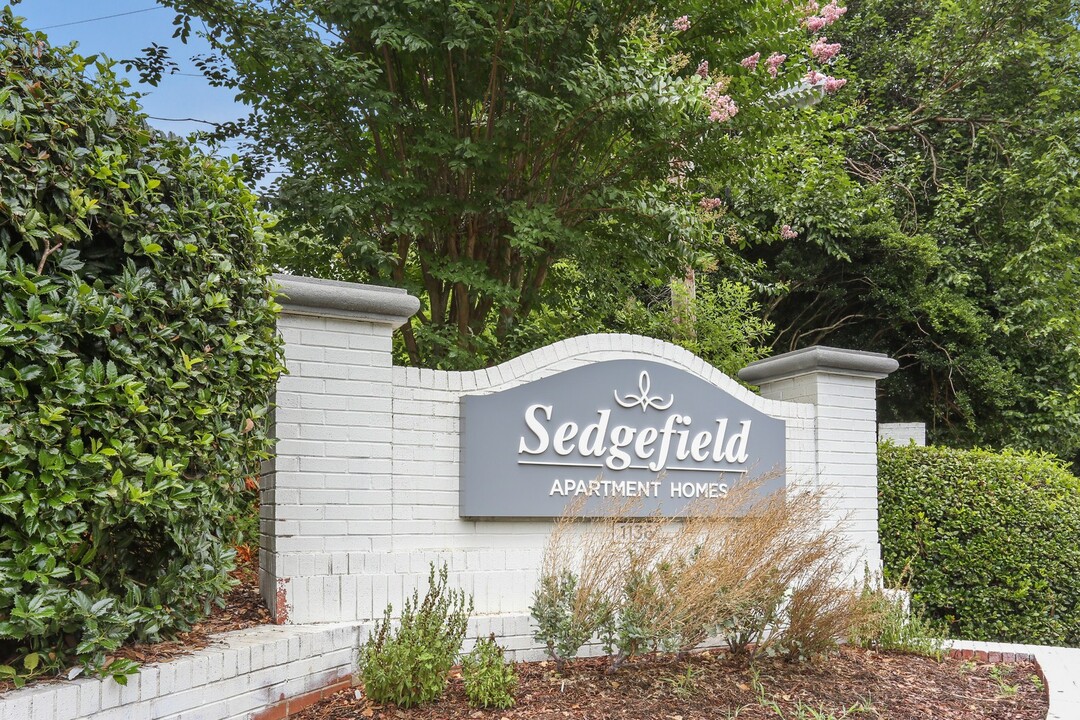 Sedgefield in Marietta, GA - Foto de edificio