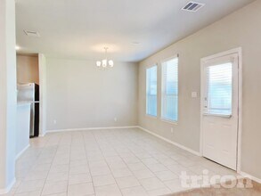 40807 Mostyn Hill Dr in Magnolia, TX - Foto de edificio - Building Photo