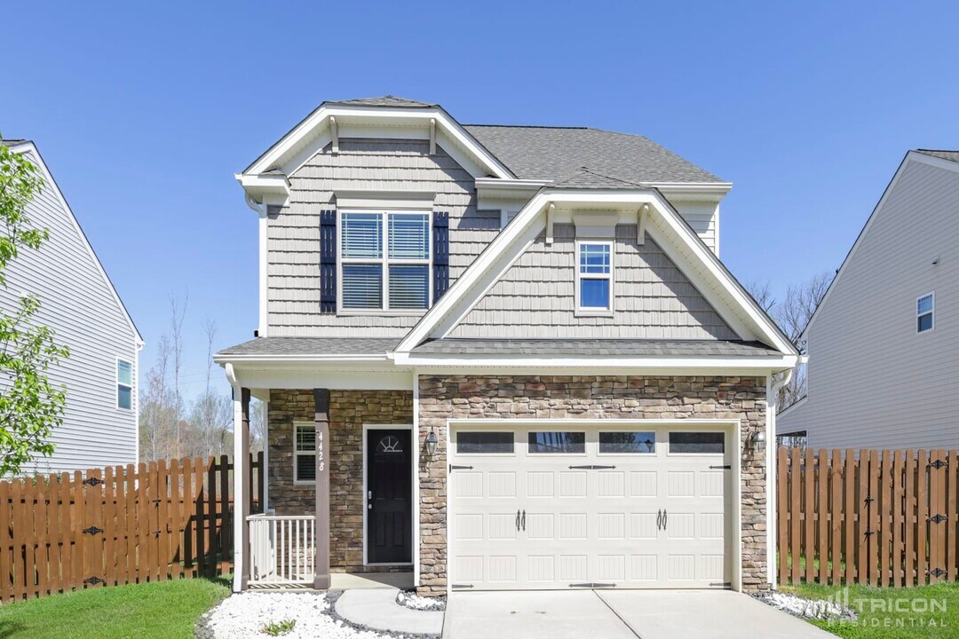 4428 Redfern Pl in Winston-Salem, NC - Building Photo