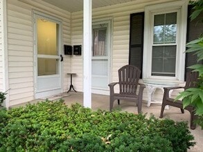 3259 Iroquois Rd, Unit 3259 Iroquois Rd - upper in Caledonia, NY - Foto de edificio - Building Photo