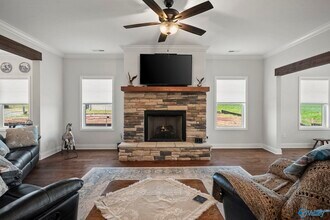 309 Avebury Rd in Meridianville, AL - Building Photo - Building Photo