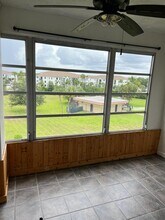 9355 SW 8th St, Unit 409 in Boca Raton, FL - Foto de edificio - Building Photo