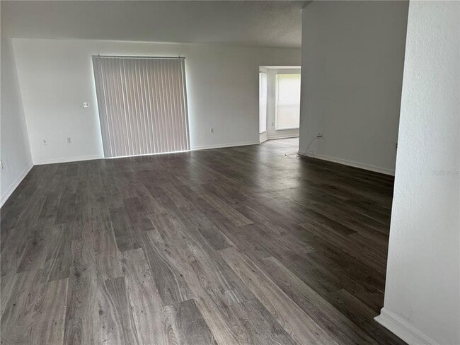 5817 Daughtery Downs Loop in Lakeland, FL - Building Photo - Building Photo