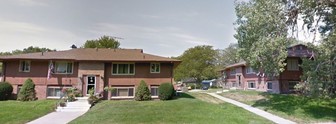 711 E Grove St Apartamentos