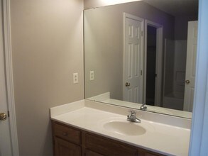 1105 Walters Dr in Manhattan, KS - Building Photo - Building Photo