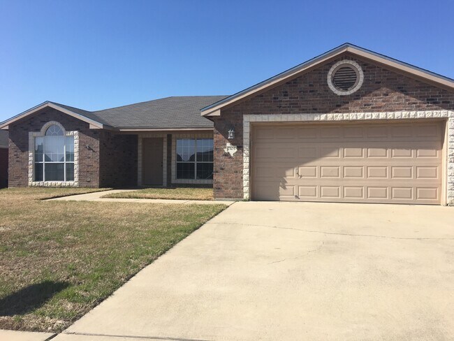property at 2105 Jake Dr
