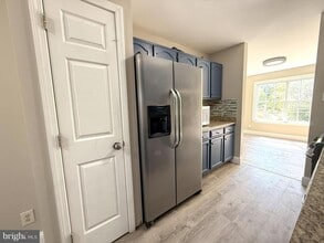 44 Pondview Ln in Sicklerville, NJ - Building Photo - Building Photo