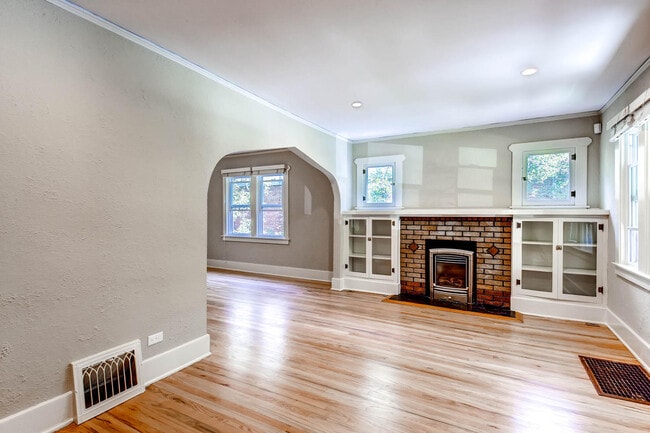 634 S Vine Street in Denver, CO - Building Photo - Building Photo