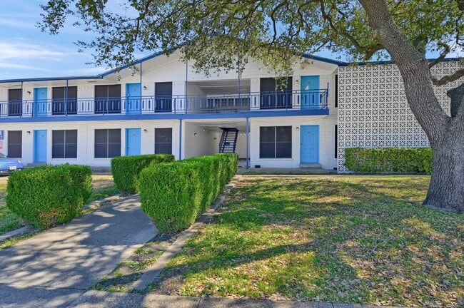 Hickory Apartments