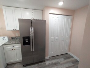 135 NW Shannon Ave in West Melbourne, FL - Building Photo - Building Photo