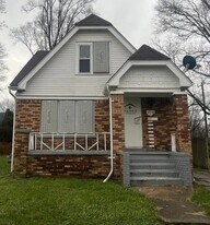 12578 Camden Ave in Detroit, MI - Building Photo