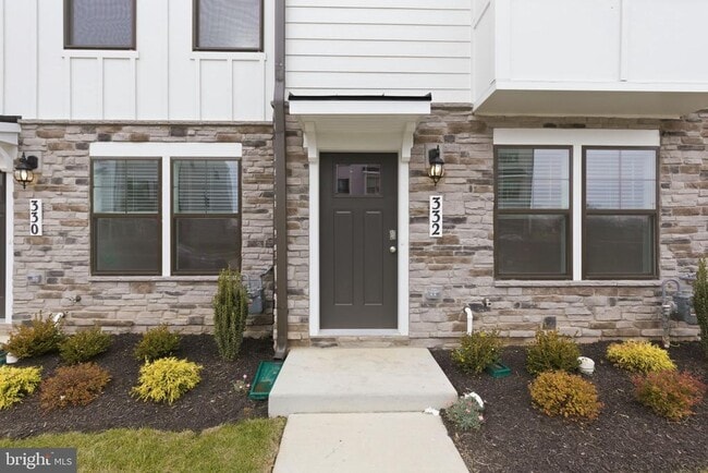 332 Ensemble Wy in Frederick, MD - Building Photo - Building Photo
