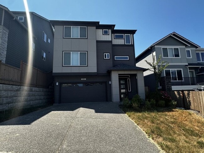 property at 6721 122nd Pl SE