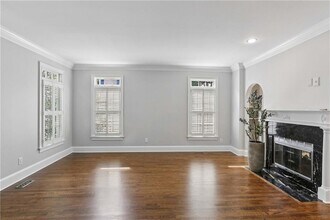 1014 Lenox Crest in Atlanta, GA - Building Photo - Building Photo