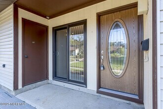 47 Wild Turkey Way in Englishtown, NJ - Building Photo - Building Photo