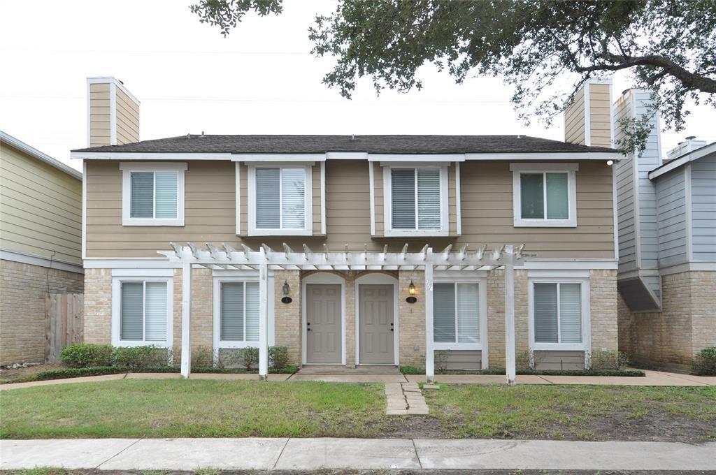 754 Memorial Mews St-Unit -B in Houston, TX - Building Photo