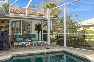 512 Gunwale Ln in Longboat Key, FL - Building Photo - Building Photo