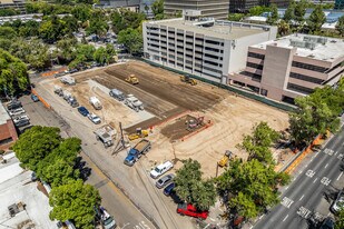 Monarch in Sacramento, CA - Building Photo