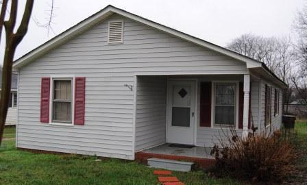 property at 2702 S Ridge Ave