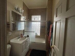 1305 N Milwaukee St in Milwaukee, WI - Building Photo - Building Photo