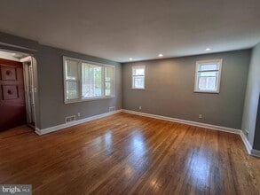 3906 Rosecrest Ave in Baltimore, MD - Building Photo - Building Photo