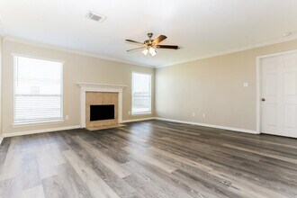 408 Cedar Branch Dr in League City, TX - Building Photo - Building Photo