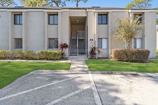 116 Springwood Cir in Longwood, FL - Building Photo