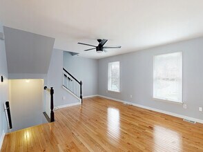 8 Rutherford Pl in Harpers Ferry, WV - Building Photo - Building Photo