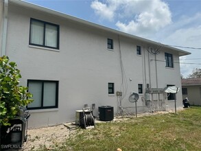 13401 First St in Ft. Myers, FL - Building Photo - Building Photo