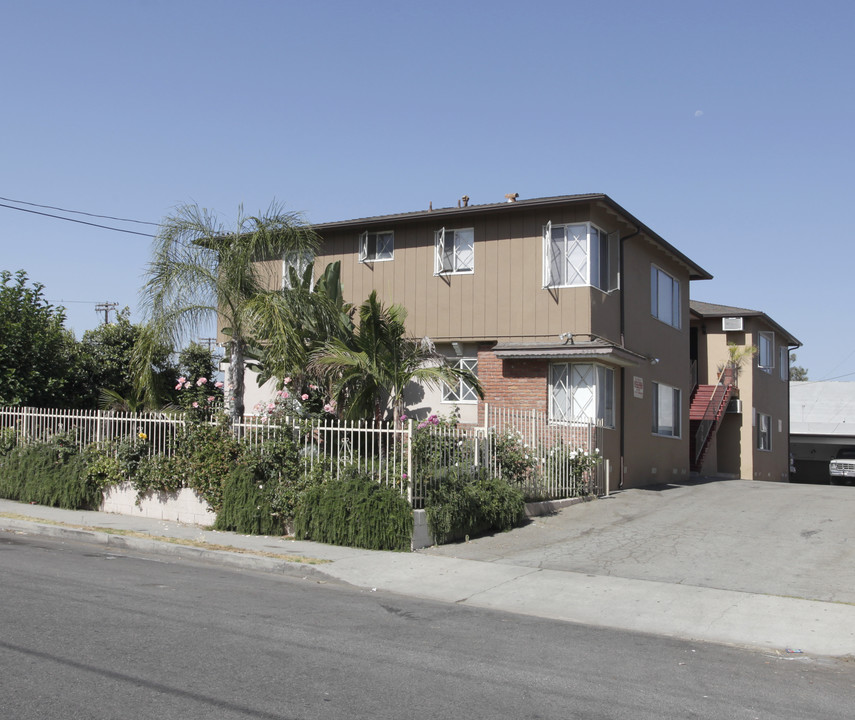 6519 Troost Ave in North Hollywood, CA - Building Photo