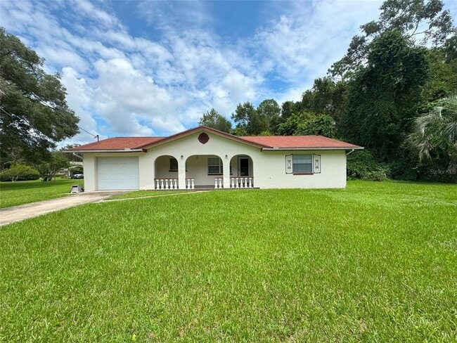 property at 6001 E Penrose St