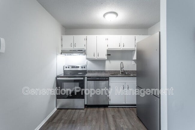 property at 113 Goodson Ave